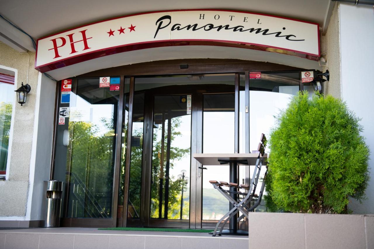 Hotel Panoramic Râmnicu Vâlcea Dış mekan fotoğraf