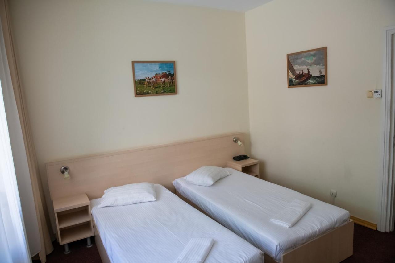 Hotel Panoramic Râmnicu Vâlcea Dış mekan fotoğraf