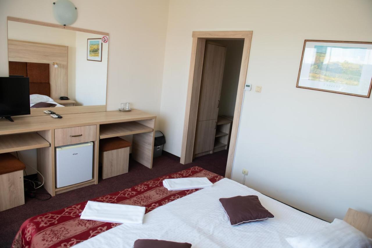 Hotel Panoramic Râmnicu Vâlcea Dış mekan fotoğraf