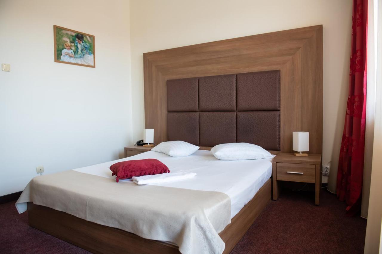 Hotel Panoramic Râmnicu Vâlcea Dış mekan fotoğraf