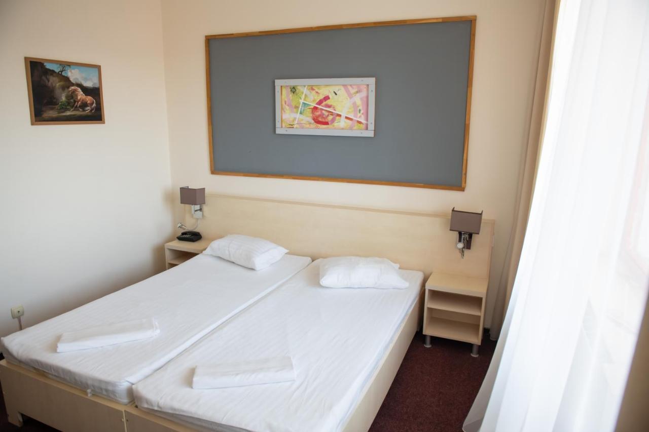 Hotel Panoramic Râmnicu Vâlcea Dış mekan fotoğraf