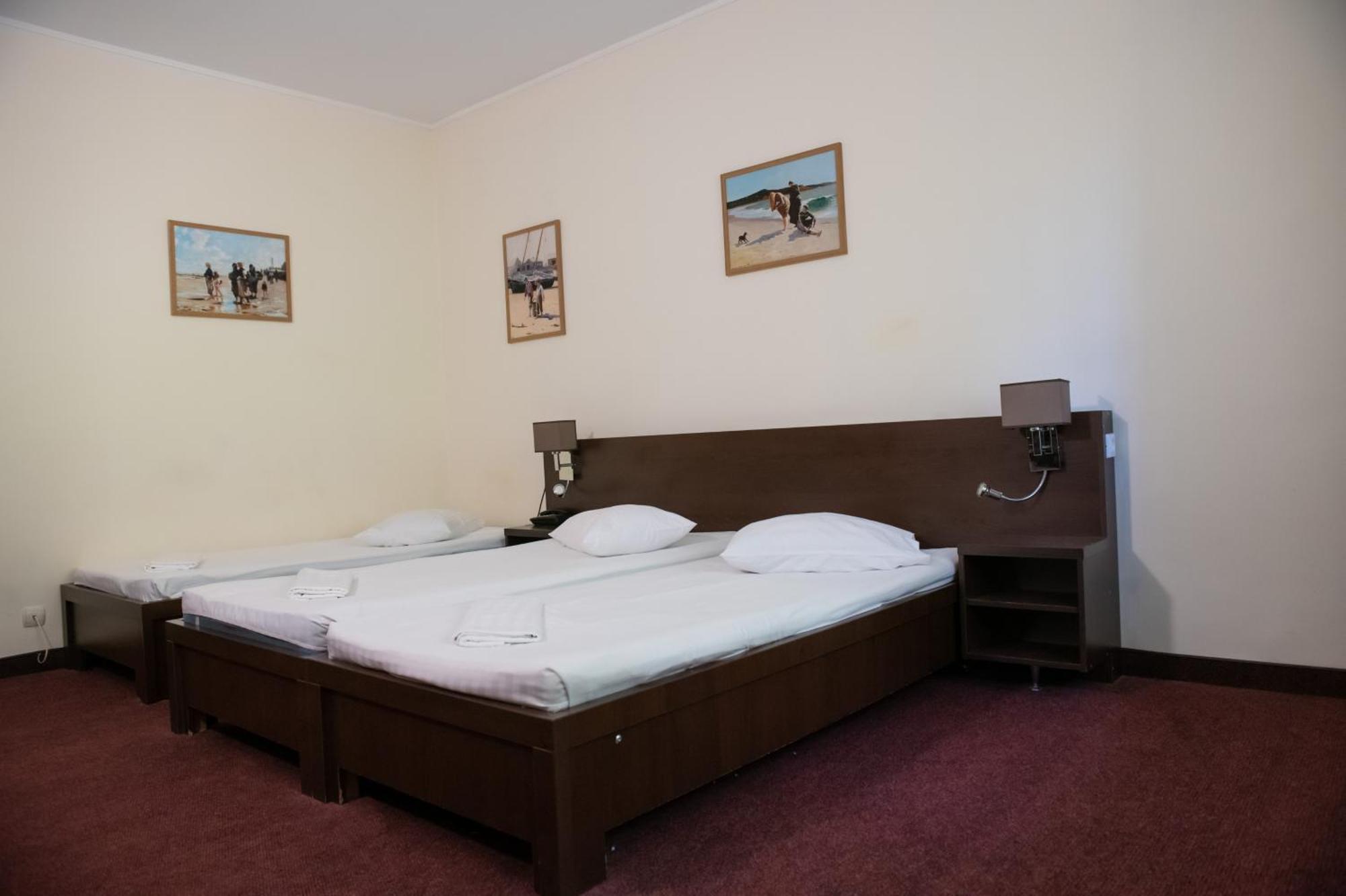 Hotel Panoramic Râmnicu Vâlcea Dış mekan fotoğraf